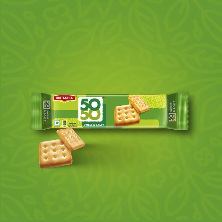 Britannia 50/50 Sweet & Salty Crackers